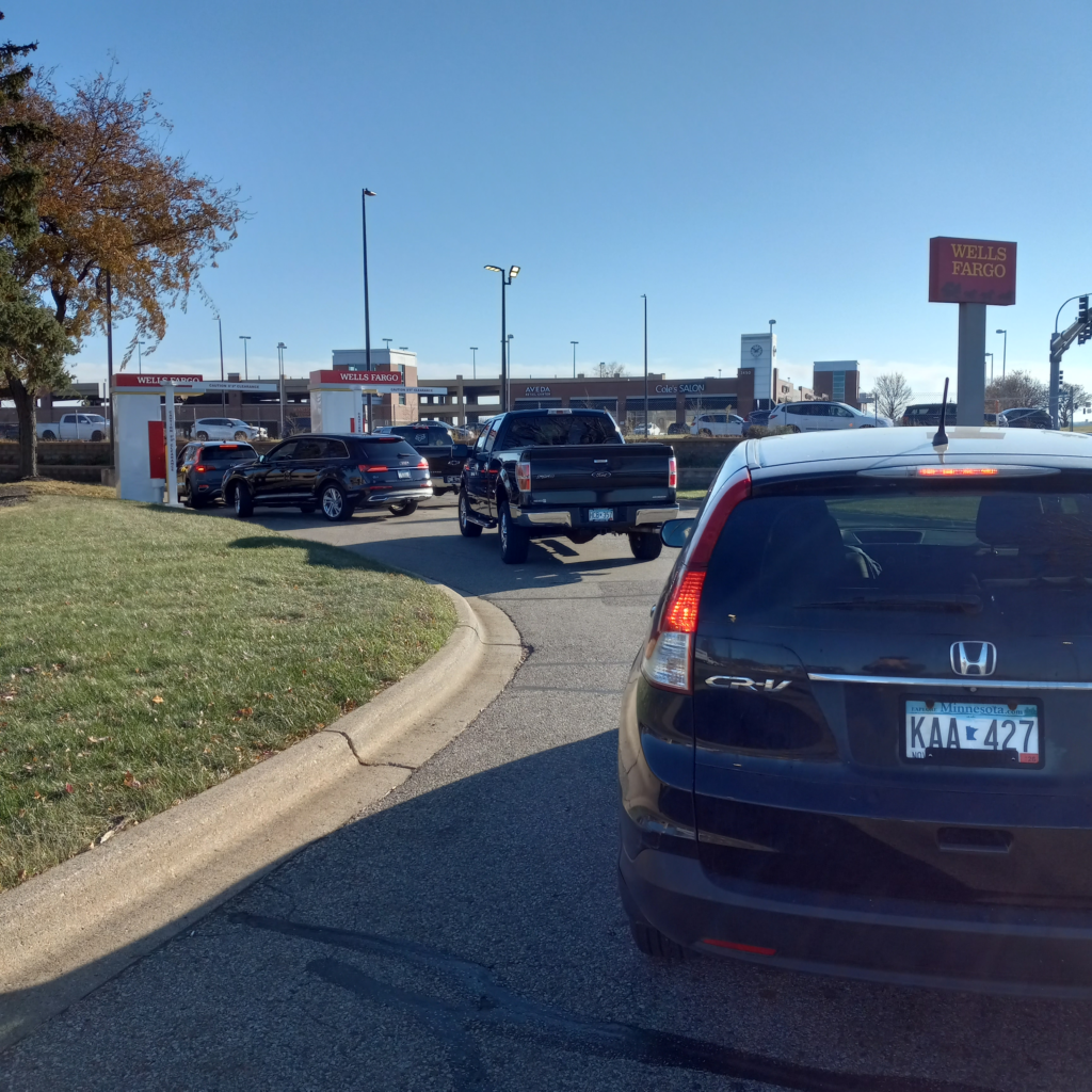 banks pull ATMs, double ATM fees, bank customers switch to credit unions, bad bank practices